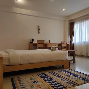  Apartment Sayami