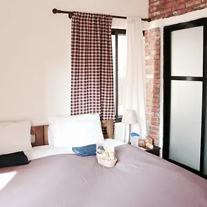  Bed & Breakfast Five14